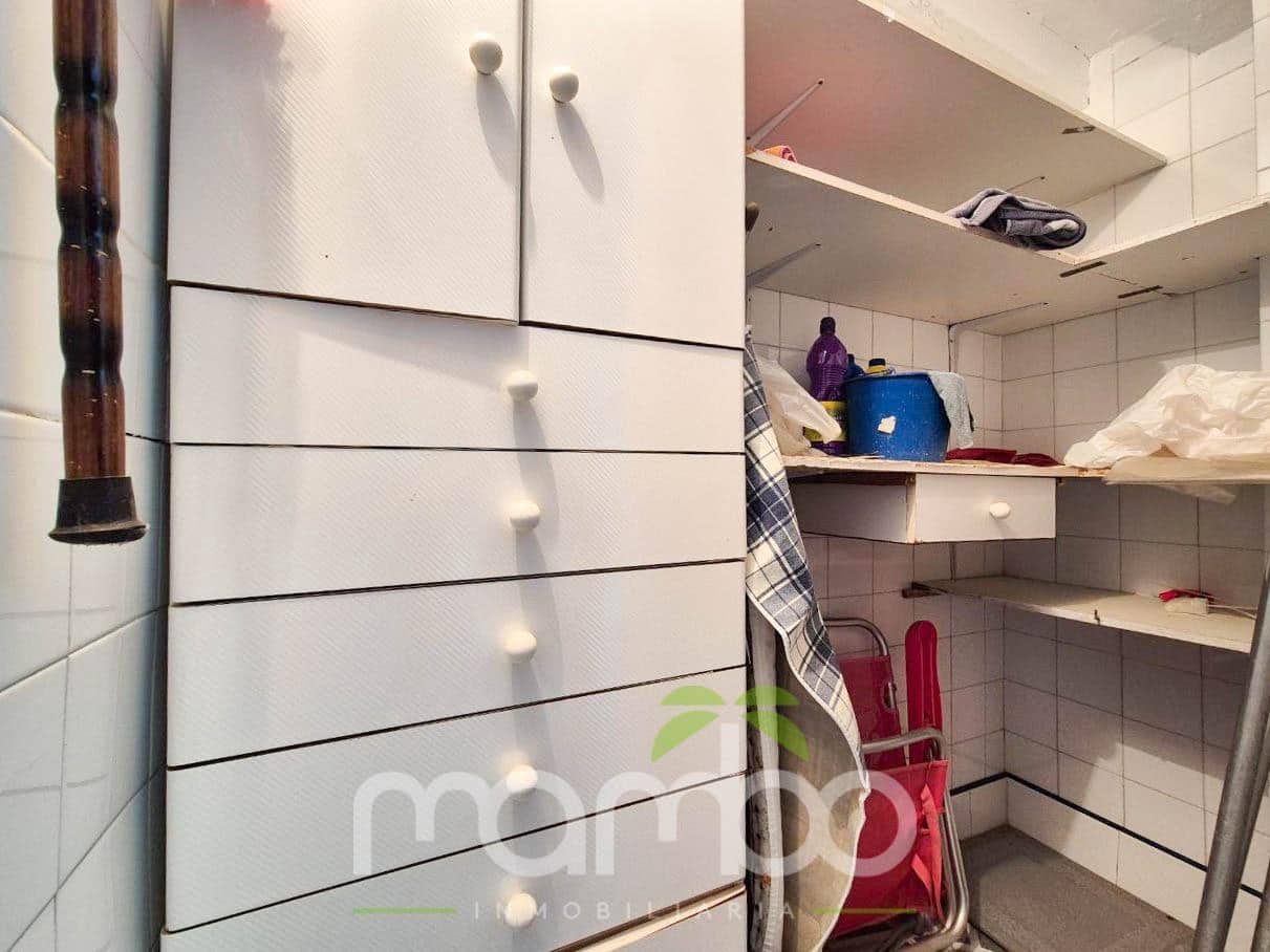 5 soveværelse Rækkehus til salg i Velez-Malaga med garage - € 215.000 (Ref: 9484002)