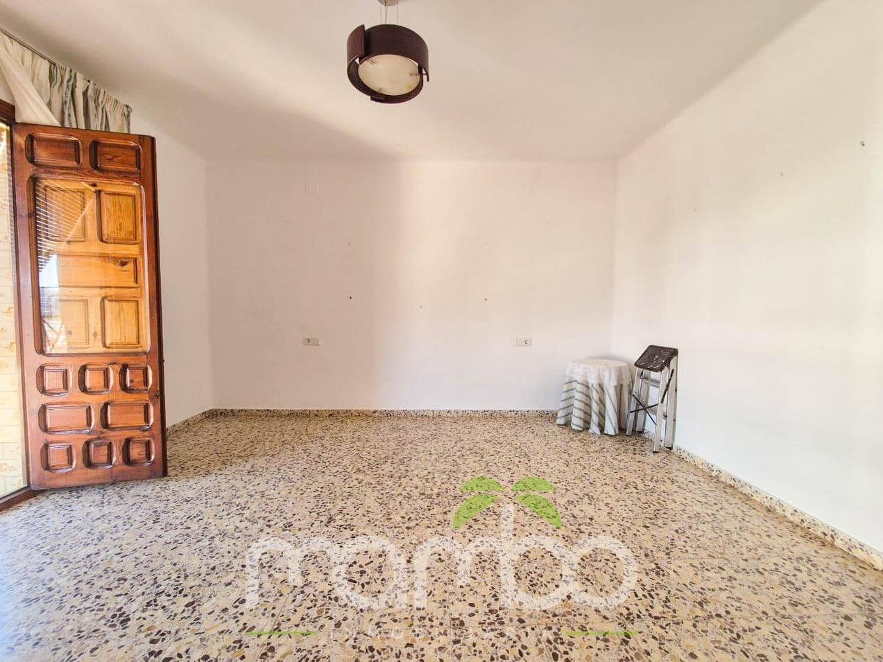5 soveværelse Rækkehus til salg i Velez-Malaga med garage - € 215.000 (Ref: 9484002)