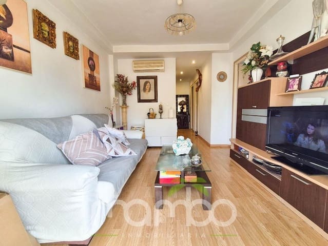 2 soverom Leilighet til salgs i Torre del Mar, Vélez-Málaga - € 190 000 (Ref: 9484003)