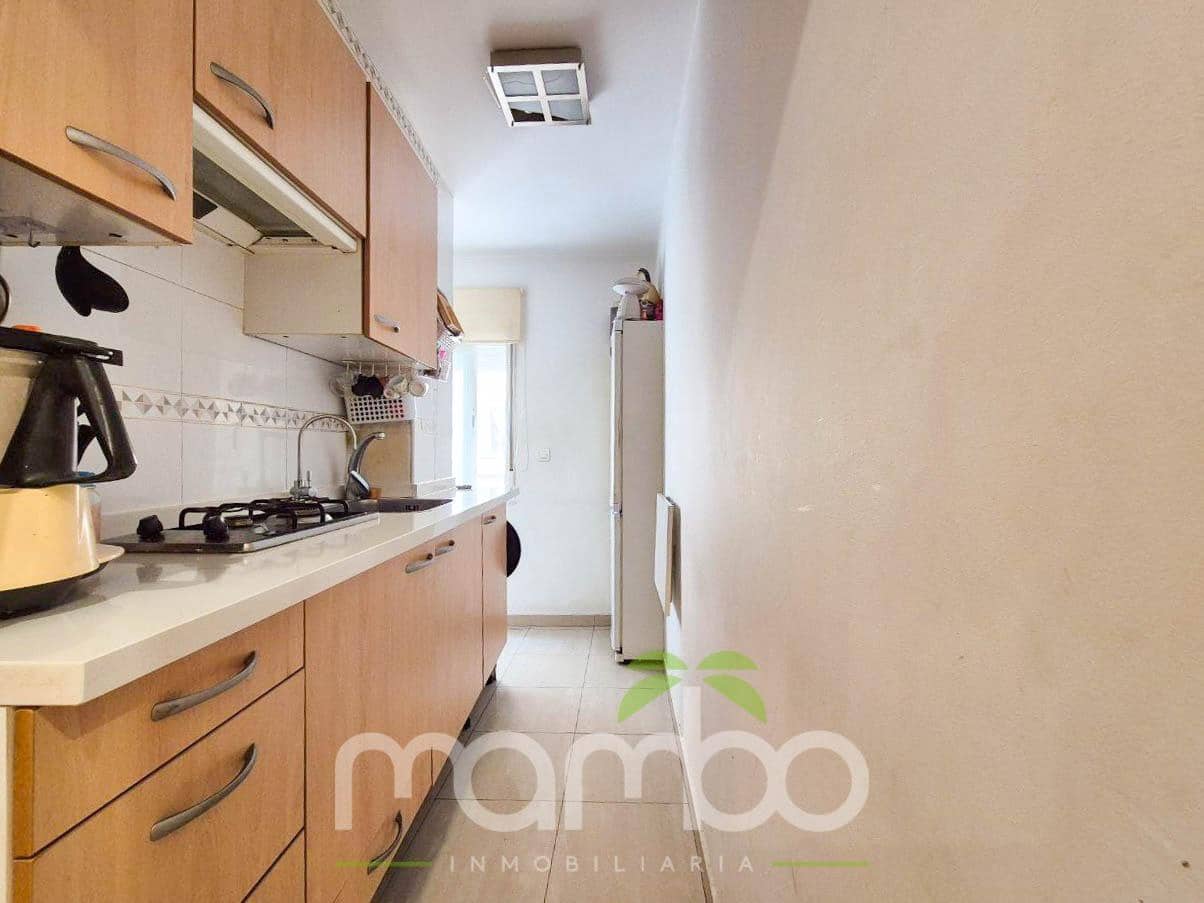 2 bedroom Flat for sale in Torre del Mar - € 190,000 (Ref: 9484003)