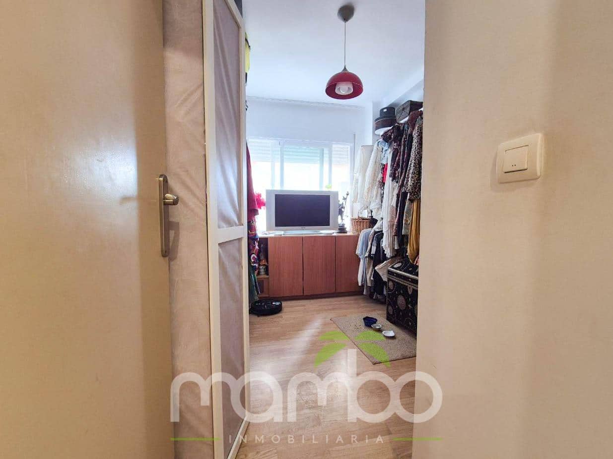 2 bedroom Flat for sale in Torre del Mar - € 190,000 (Ref: 9484003)