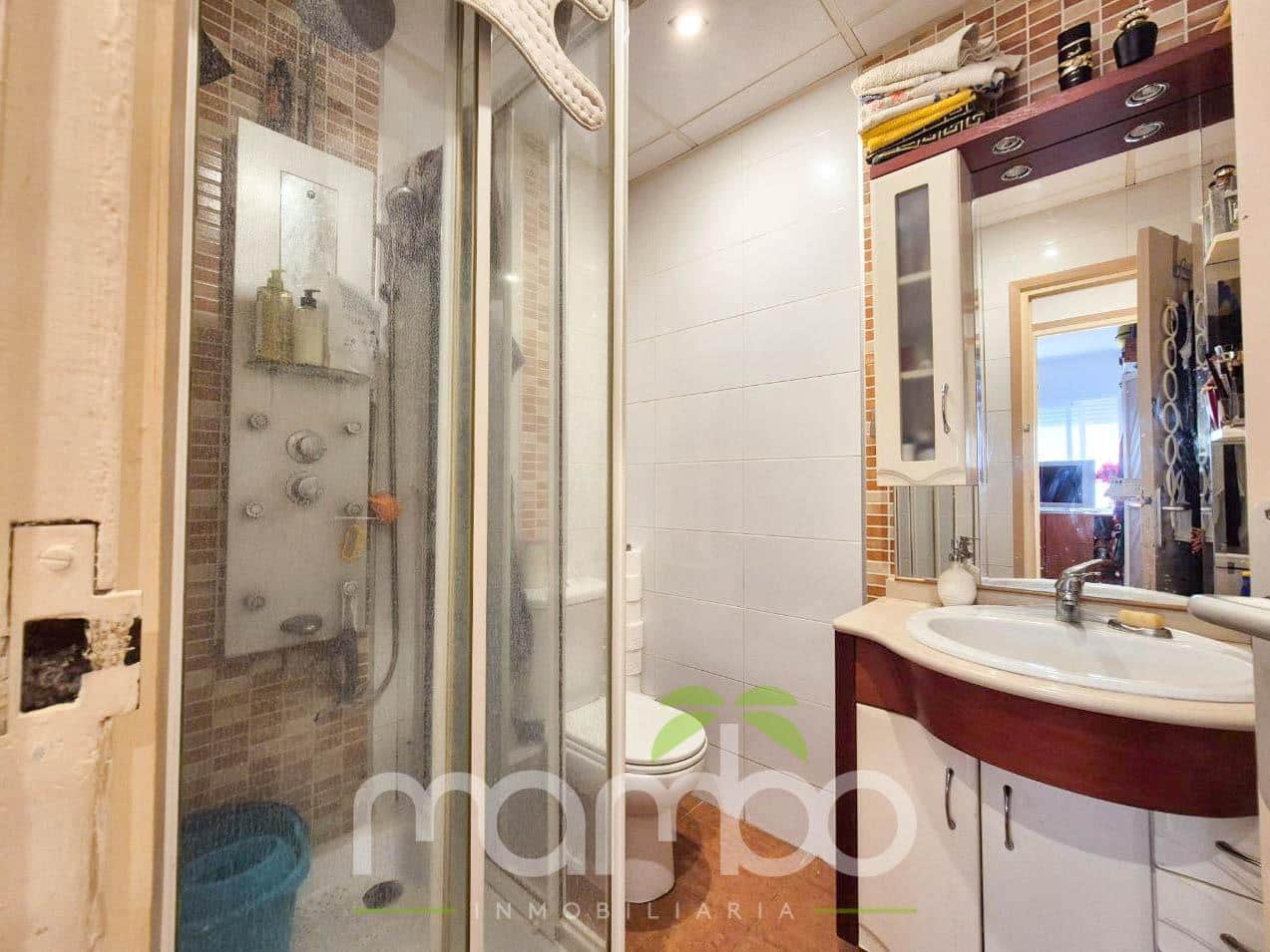 2 bedroom Flat for sale in Torre del Mar - € 190,000 (Ref: 9484003)