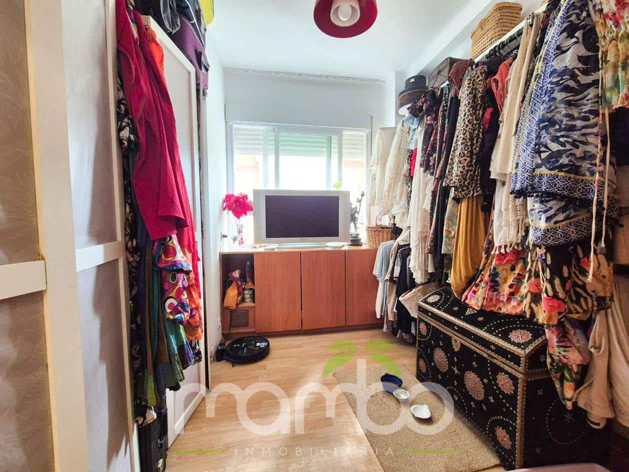 2 bedroom Flat for sale in Torre del Mar - € 190,000 (Ref: 9484003)