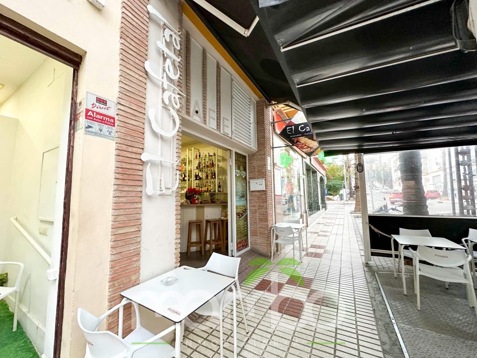 Kaupallinen myytävänä paikassa Torre del Mar - 139 900 € (Ref: 9484006)