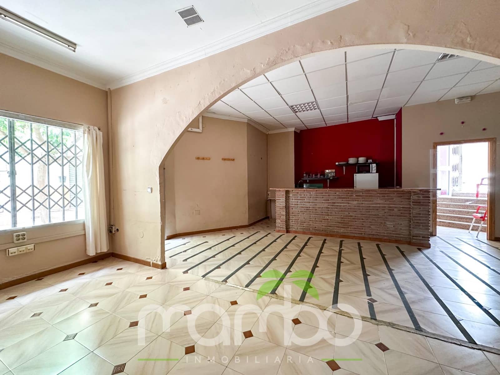 Kaupallinen myytävänä paikassa Velez-Malaga - 88 000 € (Ref: 9484008)