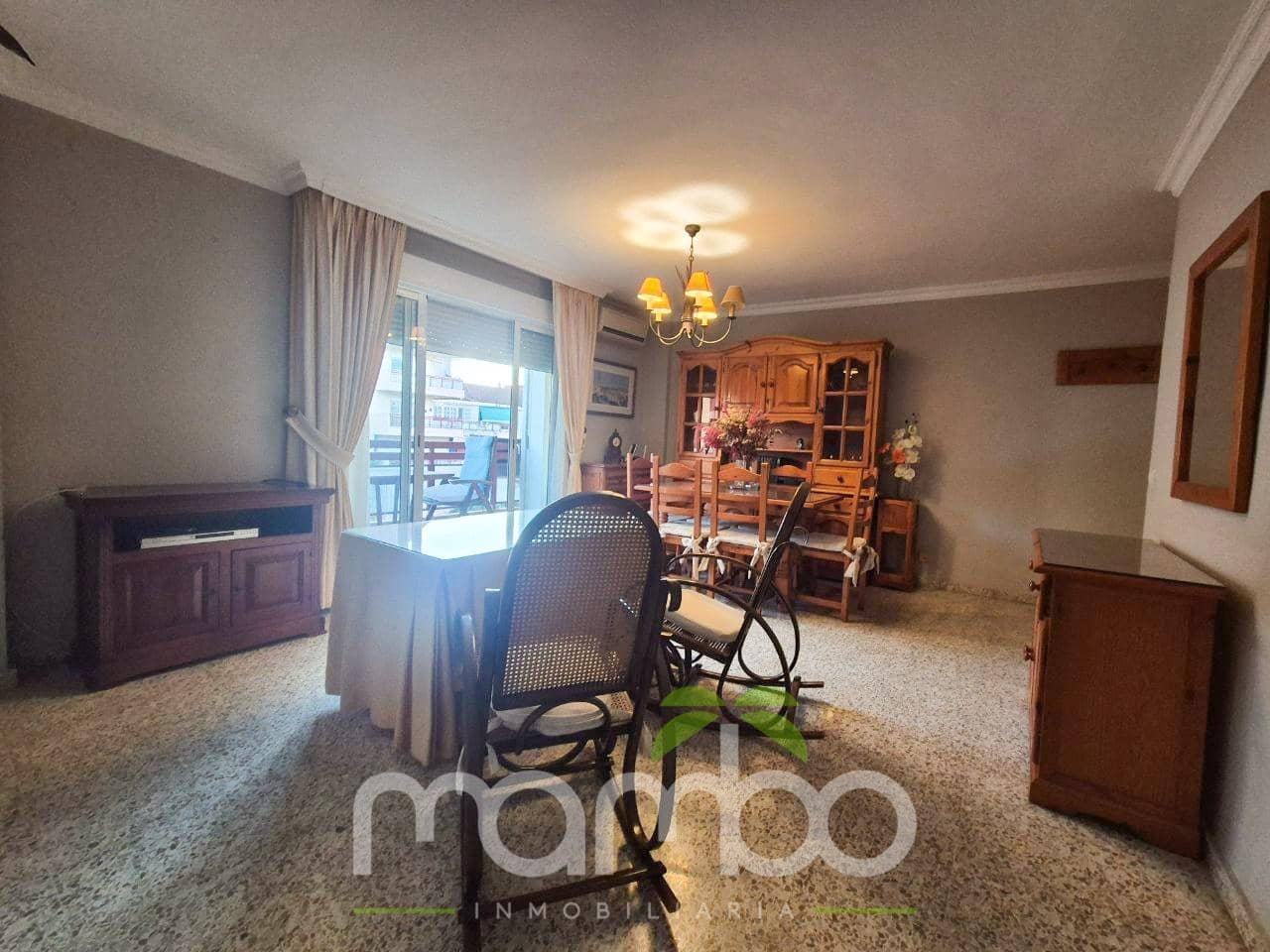 3 bedroom Flat for sale in Velez-Malaga with pool - € 220,000 (Ref: 9484009)