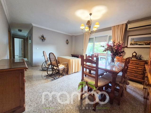 3 makuuhuone Asunto myytävänä paikassa Vélez-Málaga mukana uima-altaan - 220 000 € (Ref: 9484009)