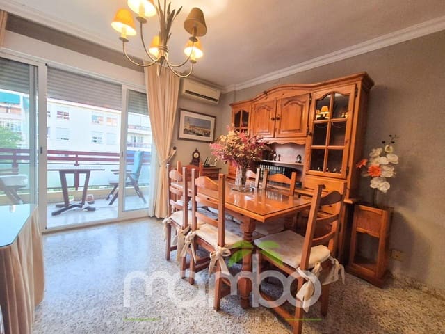 3 makuuhuone Asunto myytävänä paikassa Vélez-Málaga mukana uima-altaan - 220 000 € (Ref: 9484009)