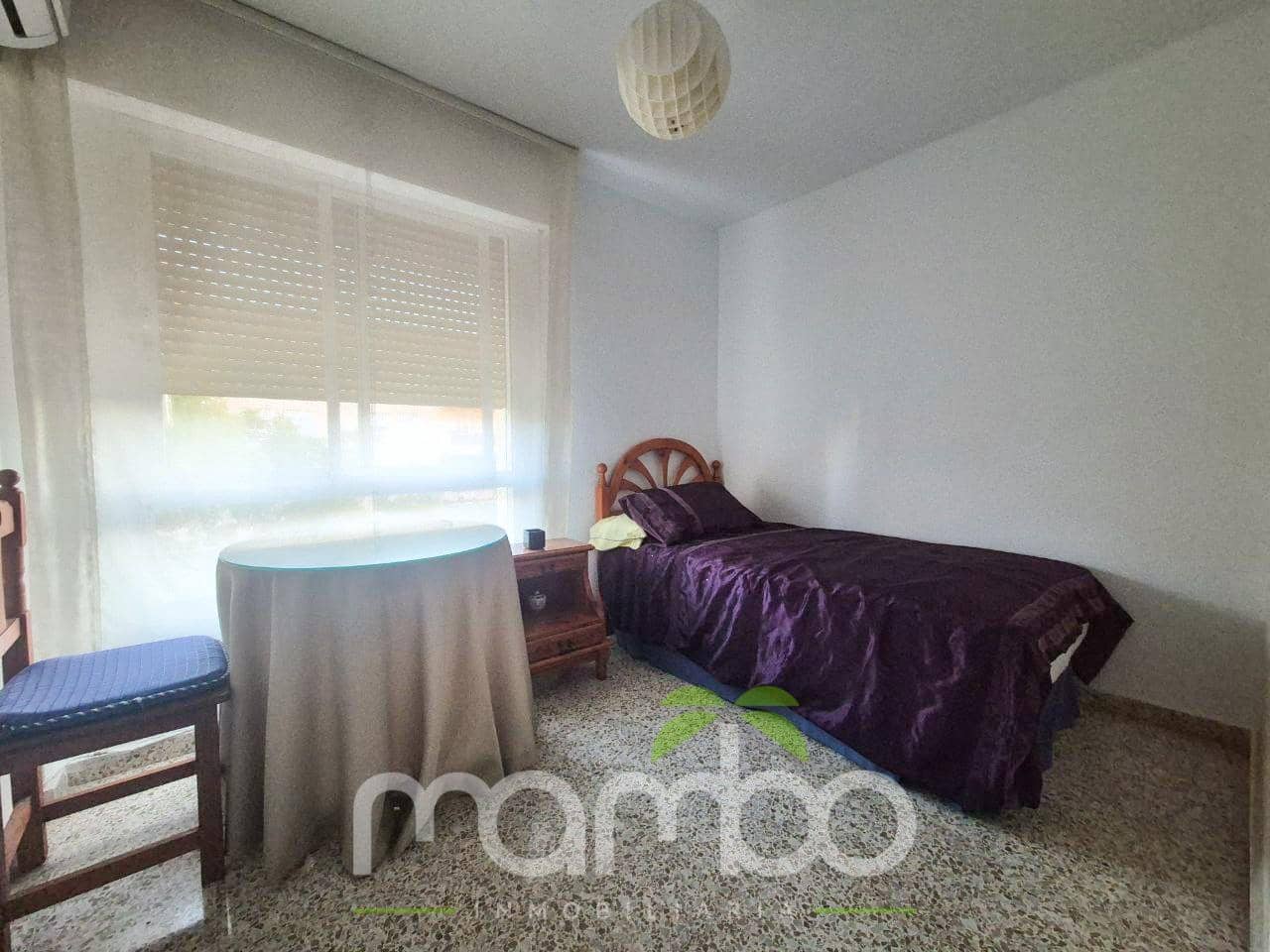 3 bedroom Flat for sale in Velez-Malaga with pool - € 220,000 (Ref: 9484009)