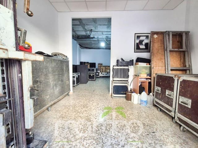 3 makuuhuone Kaupallinen myytävänä paikassa Vélez-Málaga - 95 900 € (Ref: 9484010)