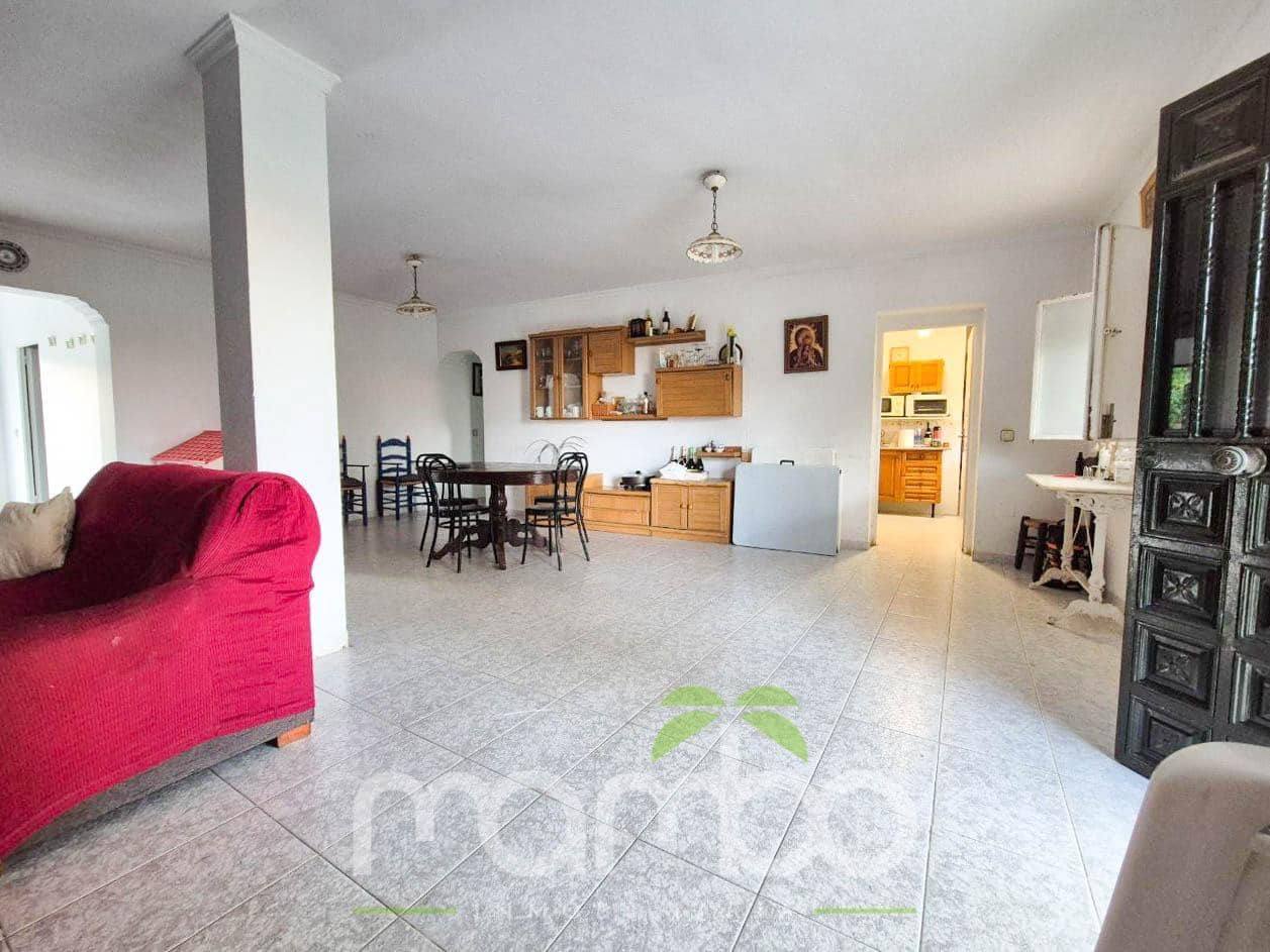 10 bedroom Finca/Country House for sale in Torre del Mar with pool - € 424,900 (Ref: 9484013)
