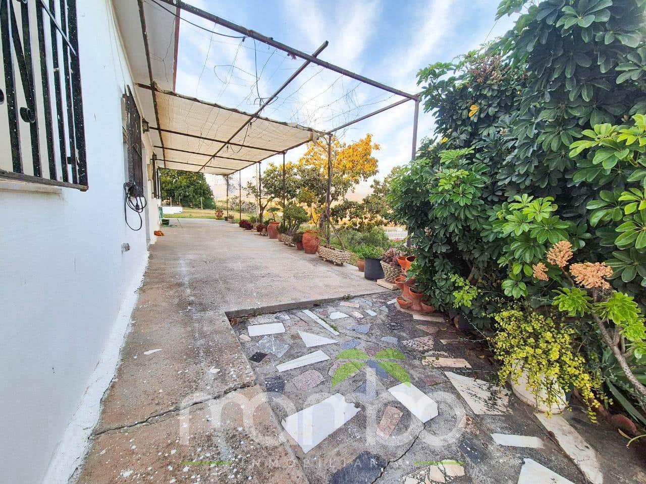 10 bedroom Finca/Country House for sale in Torre del Mar with pool - € 424,900 (Ref: 9484013)