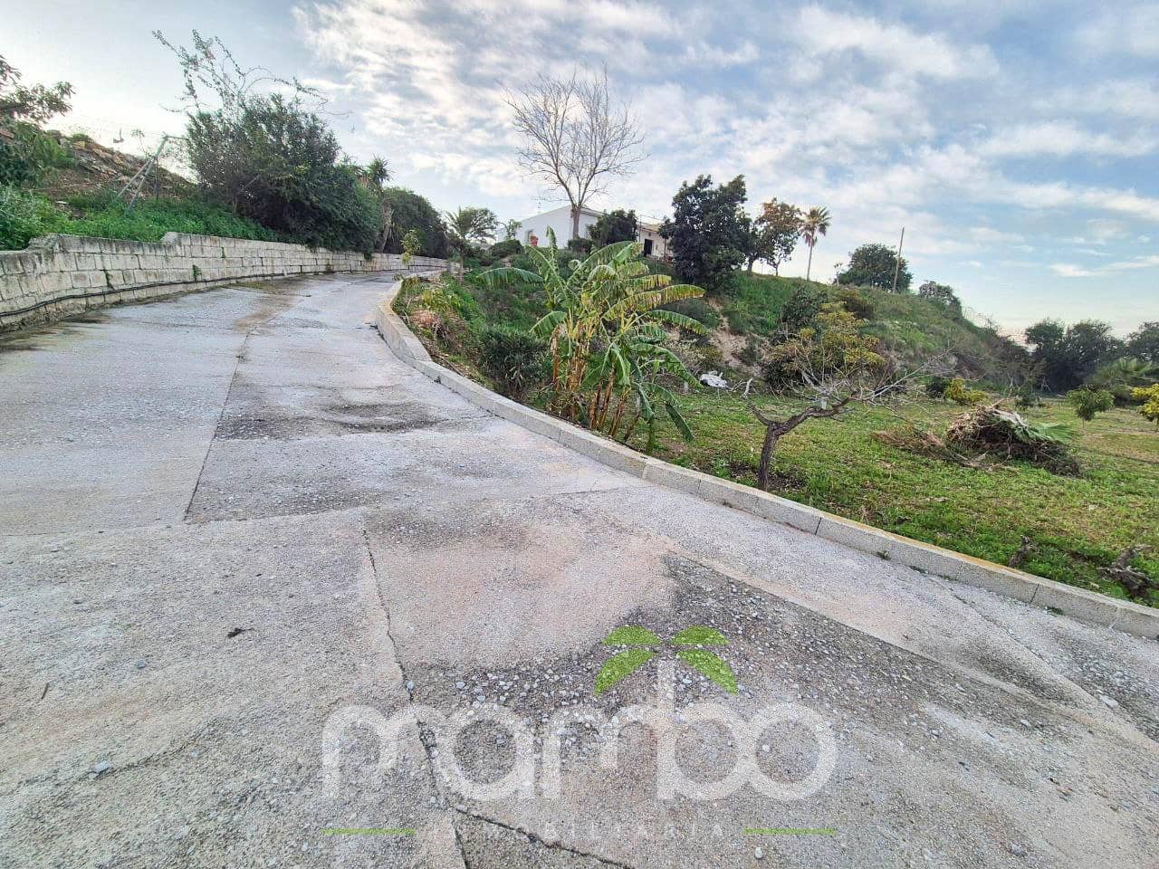 10 bedroom Finca/Country House for sale in Torre del Mar with pool - € 424,900 (Ref: 9484013)