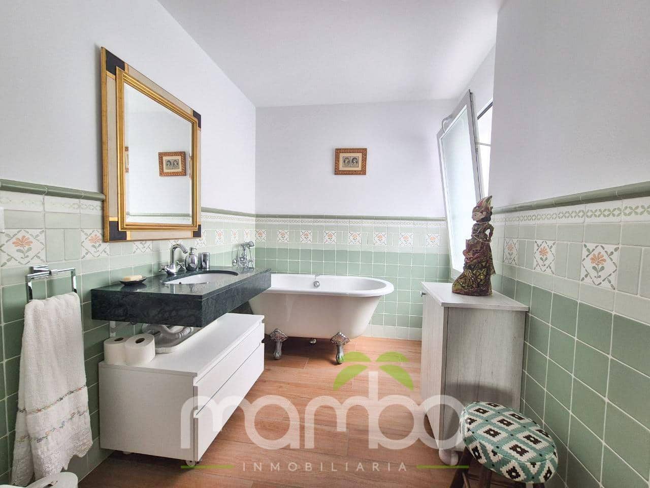 Chalet de 2 habitaciones en Lagos en venta - 450.000 € (Ref: 9484015)