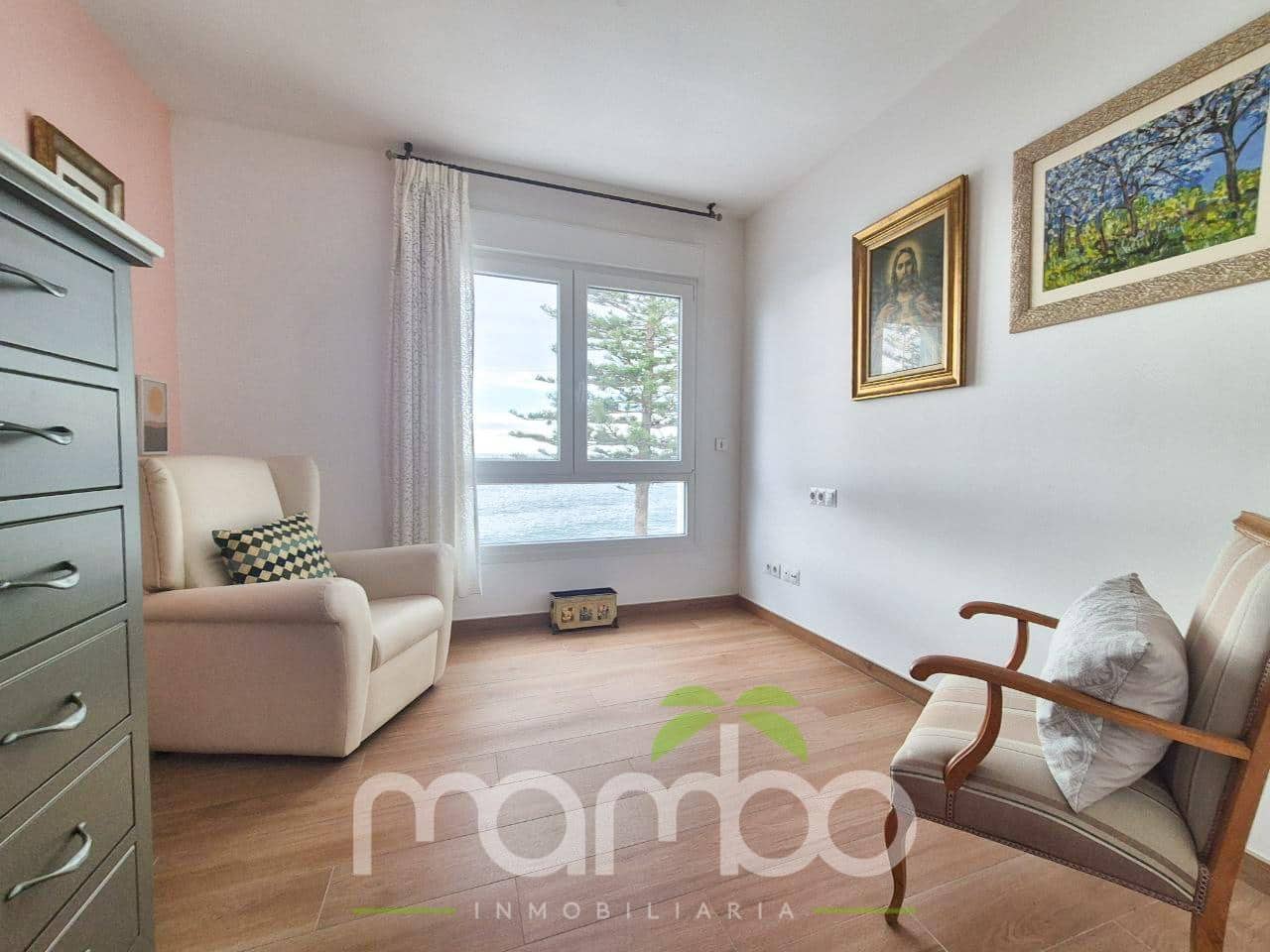 Chalet de 2 habitaciones en Lagos en venta - 450.000 € (Ref: 9484015)