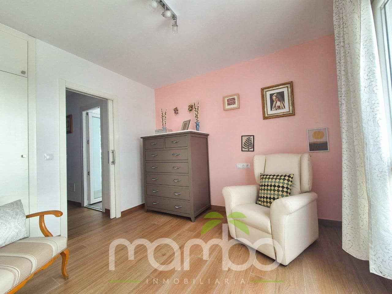 Chalet de 2 habitaciones en Lagos en venta - 450.000 € (Ref: 9484015)