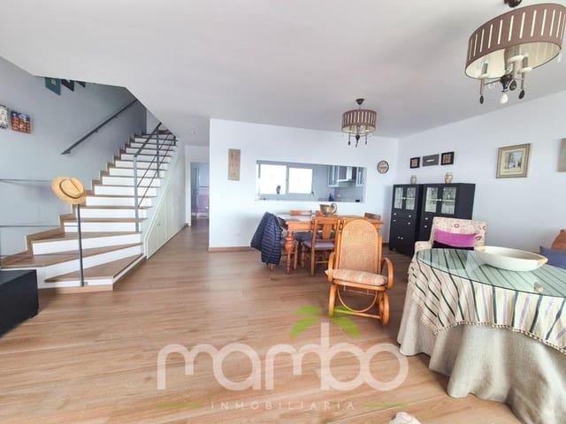 Chalet de 2 habitaciones en Lagos, Vélez-Málaga en venta - 450.000 € (Ref: 9484015)