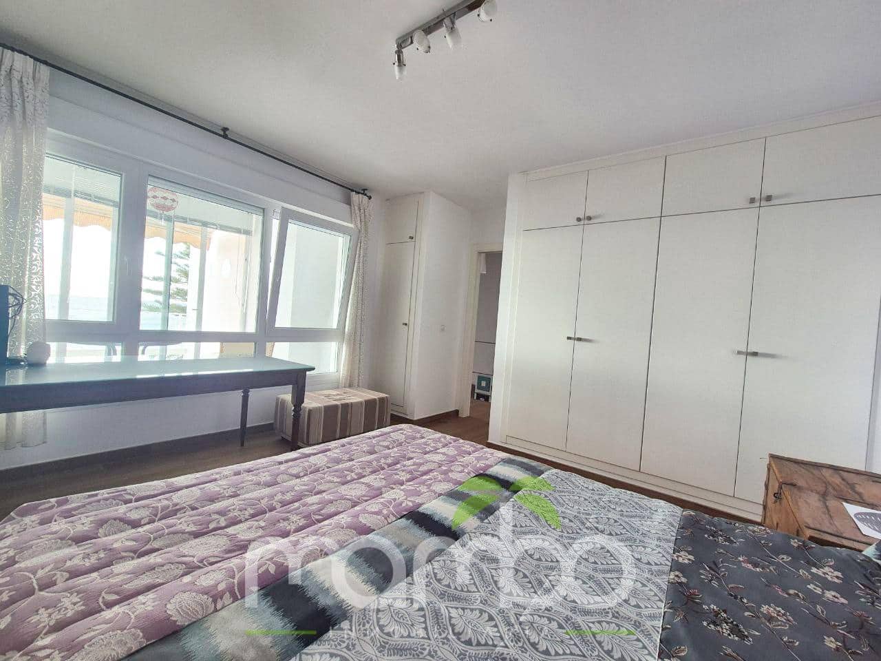 Chalet de 2 habitaciones en Lagos en venta - 450.000 € (Ref: 9484015)