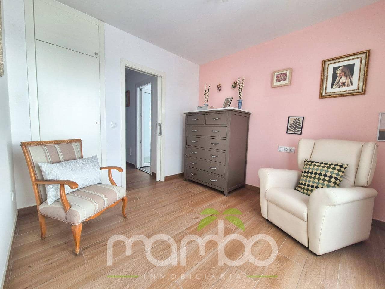 Chalet de 2 habitaciones en Lagos en venta - 450.000 € (Ref: 9484015)