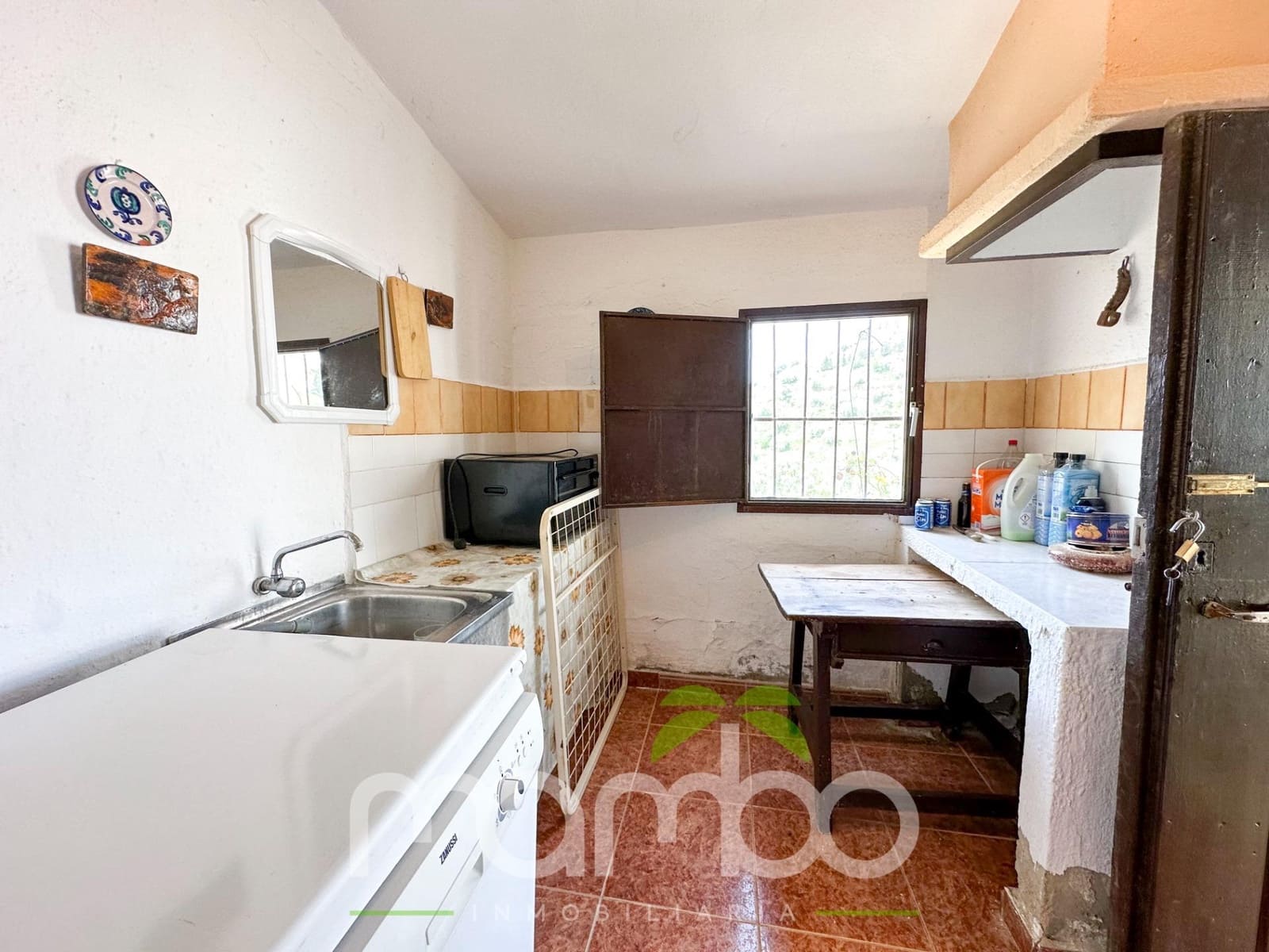 Finca/Casa Rural de 3 habitaciones en Canillas de Aceituno en venta - 199.900 € (Ref: 9484016)