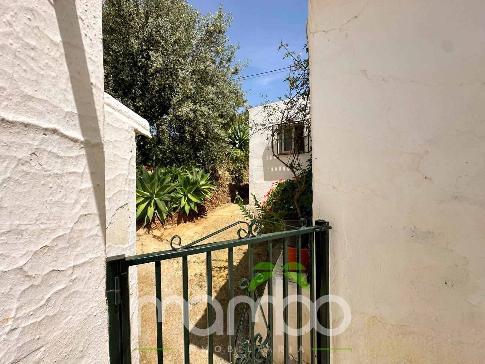 Finca/Casa Rural de 3 habitaciones en Canillas de Aceituno en venta - 199.900 € (Ref: 9484016)