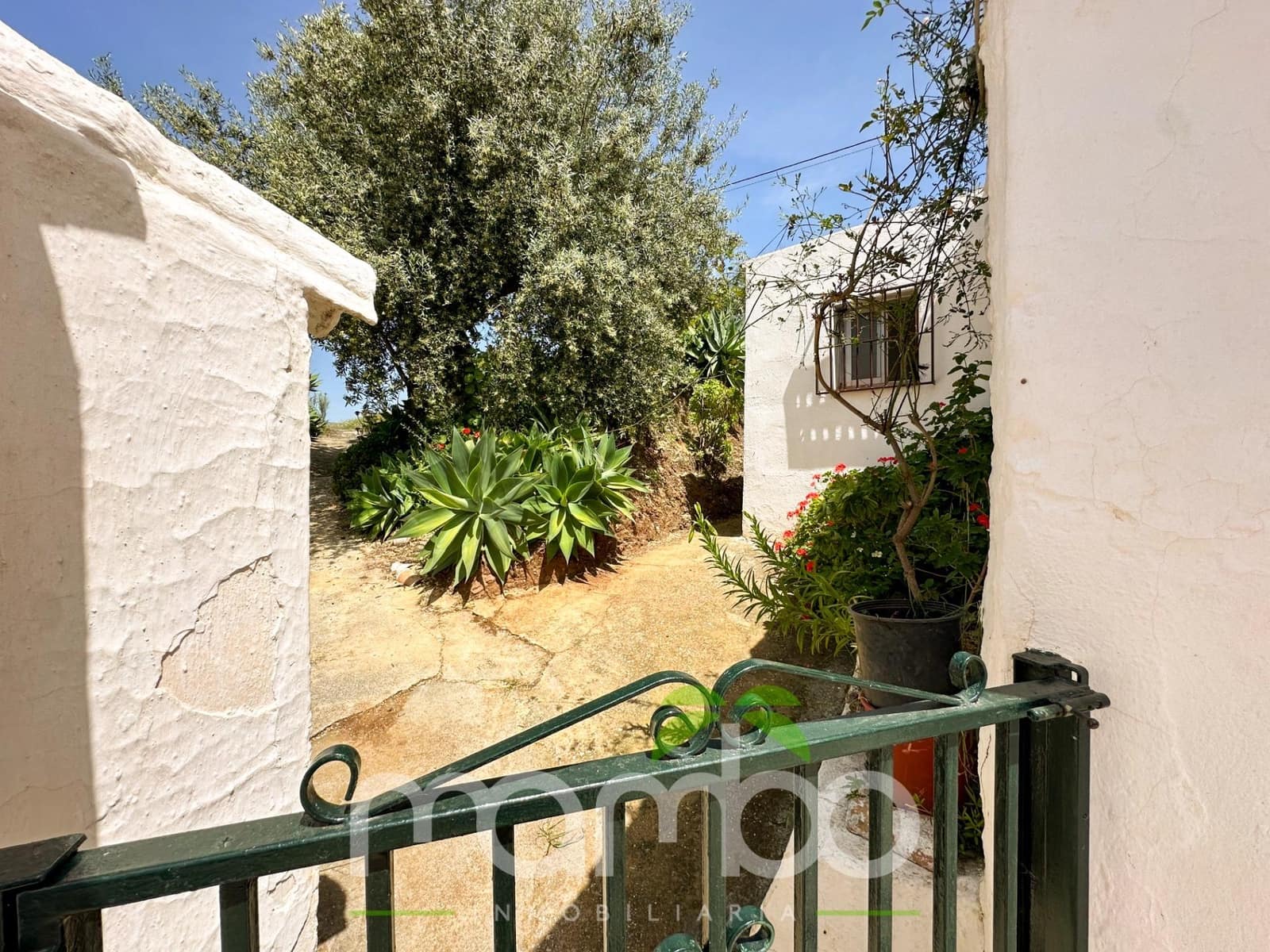 Finca/Casa Rural de 3 habitaciones en Canillas de Aceituno en venta - 199.900 € (Ref: 9484016)