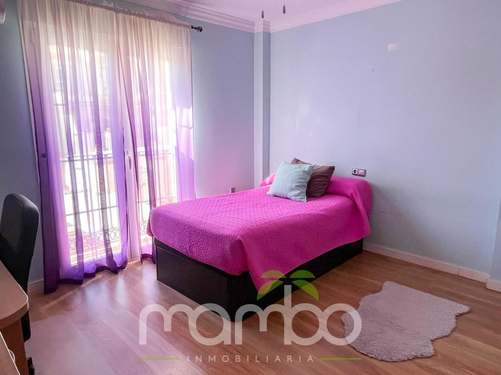 4 soveværelse Rækkehus til salg i Torre del Mar med swimmingpool garage - € 650.000 (Ref: 9484018)