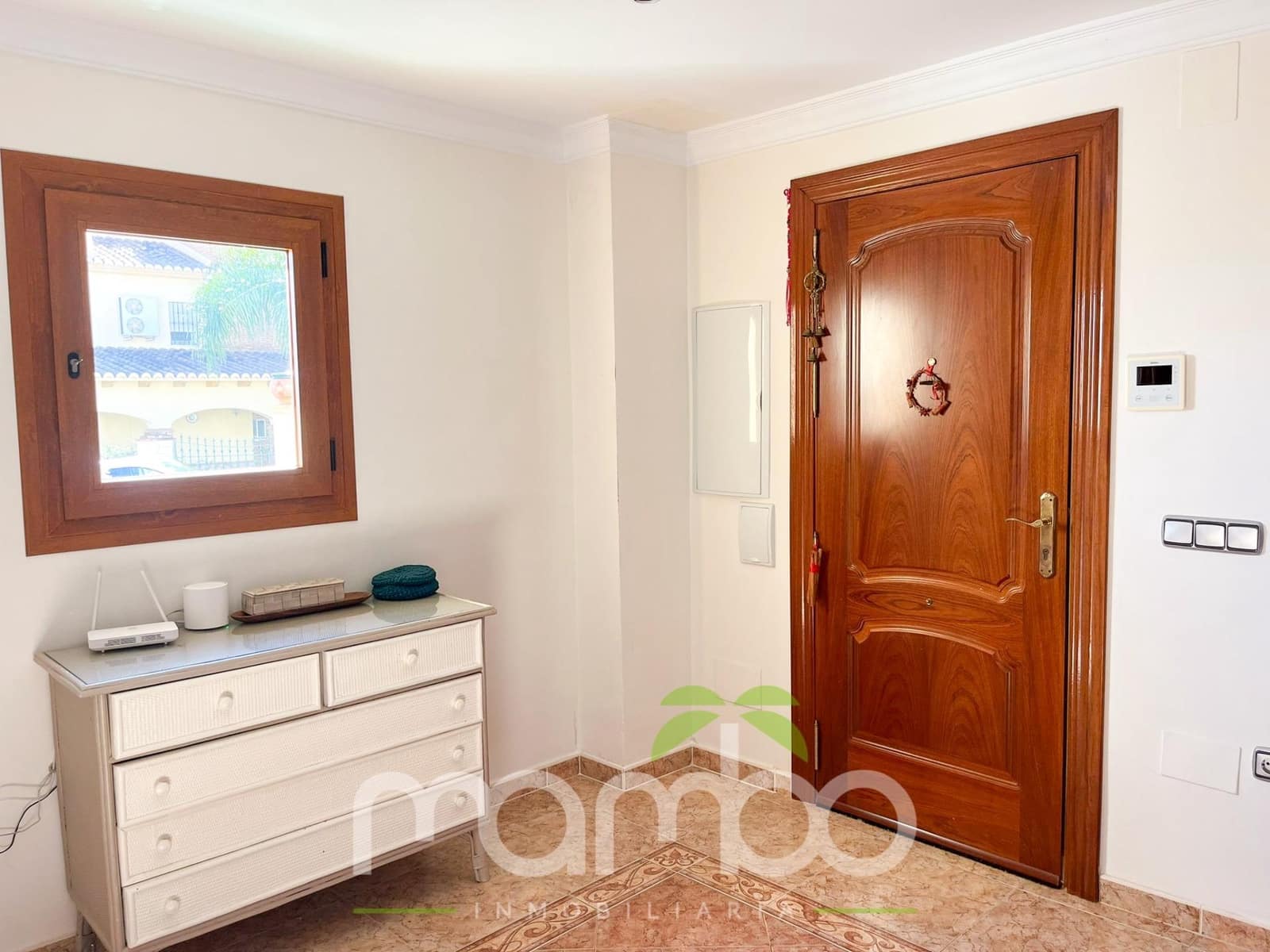 4 soveværelse Rækkehus til salg i Torre del Mar med swimmingpool garage - € 650.000 (Ref: 9484018)