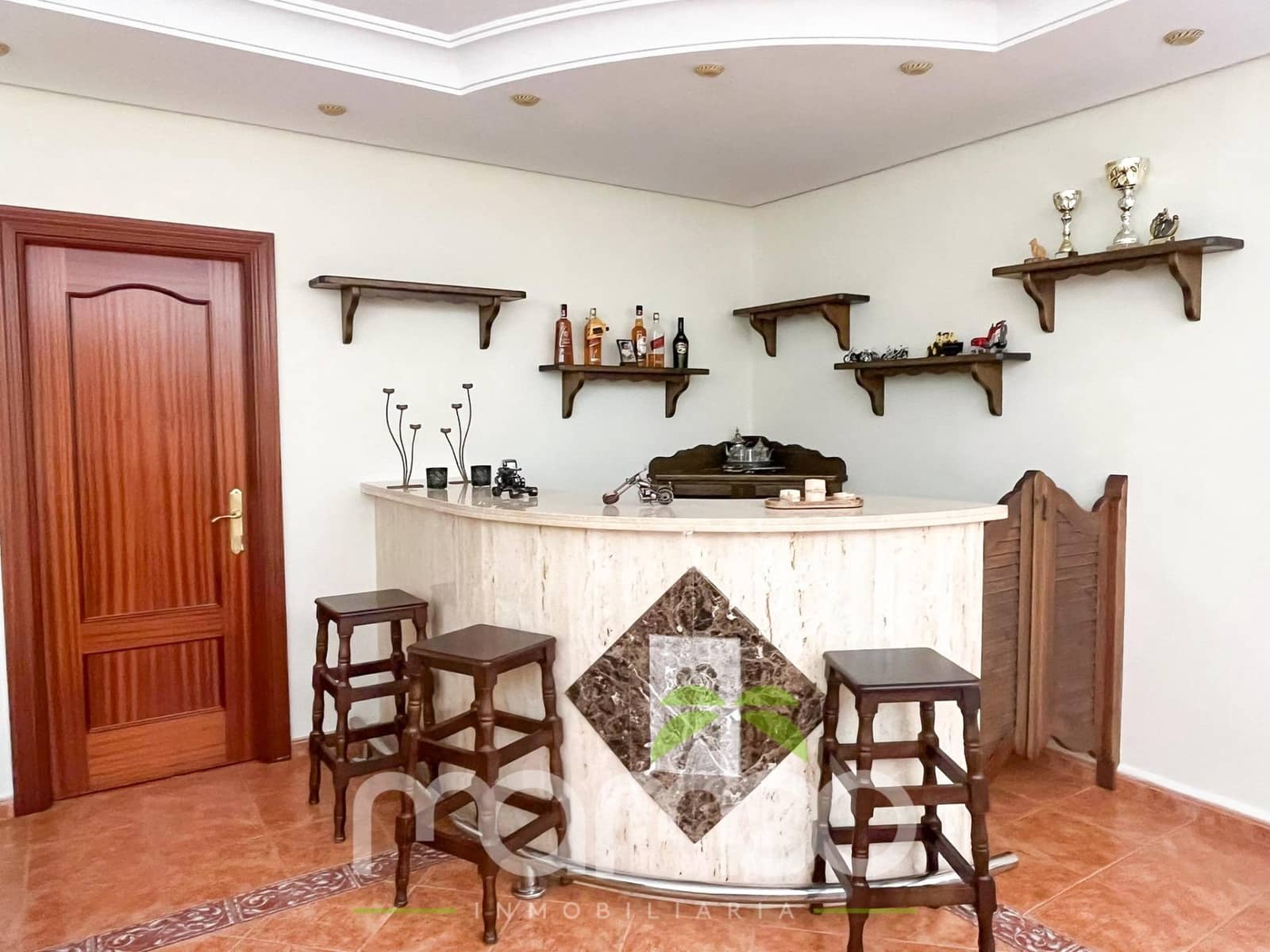 4 soveværelse Rækkehus til salg i Torre del Mar med swimmingpool garage - € 650.000 (Ref: 9484018)