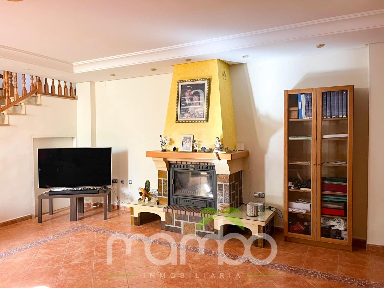 4 soveværelse Rækkehus til salg i Torre del Mar med swimmingpool garage - € 650.000 (Ref: 9484018)