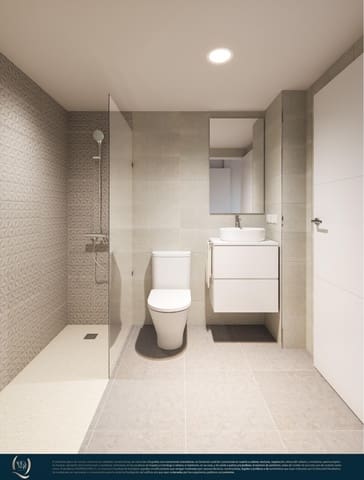 Piso de 1 habitación en Torre del Mar, Vélez-Málaga en venta con piscina garaje - 194.950 € (Ref: 9484020)