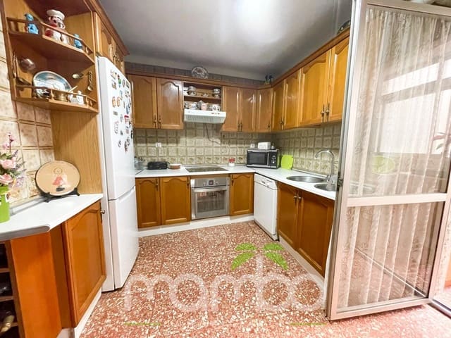 4 soverom Leilighet til salgs i Vélez-Málaga - € 225 000 (Ref: 9484022)