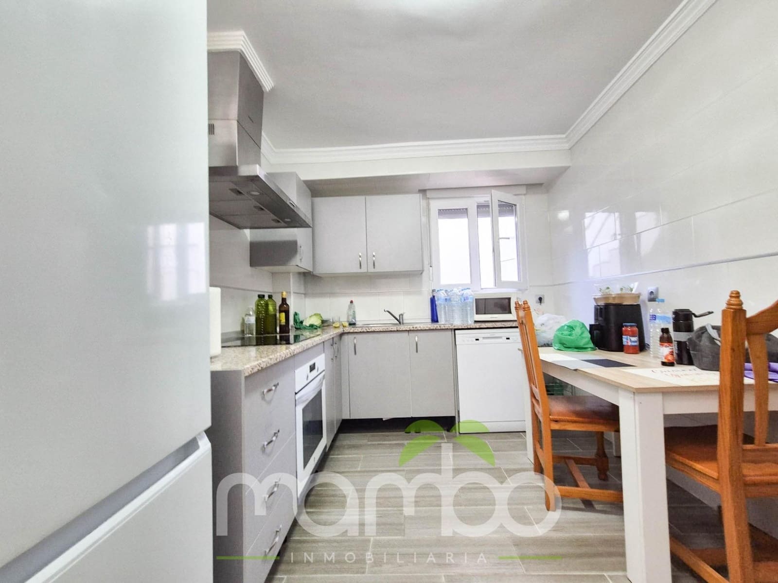 2 bedroom Townhouse for sale in Velez-Malaga with garage - € 270,000 (Ref: 9484023)