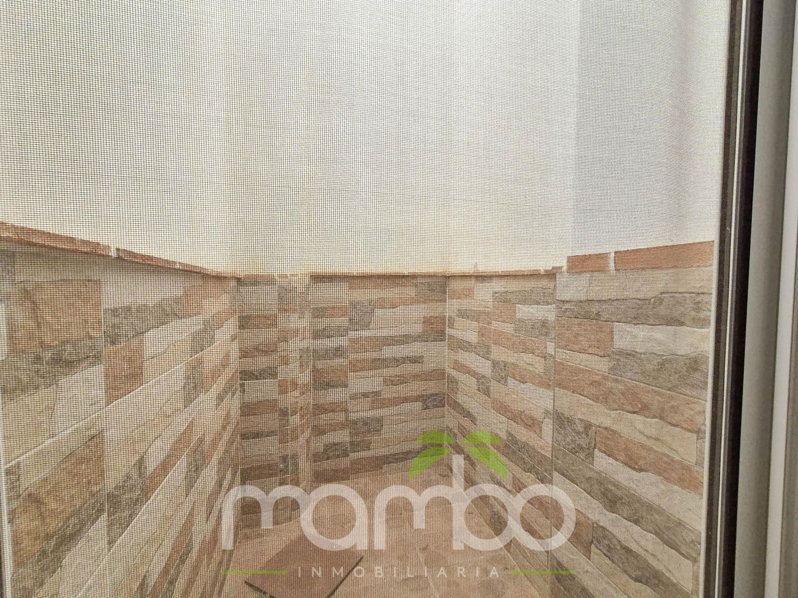 2 bedroom Townhouse for sale in Velez-Malaga with garage - € 270,000 (Ref: 9484023)