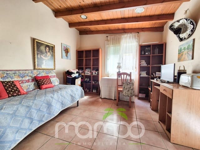 Chalet de 5 habitaciones en Torre del Mar, Vélez-Málaga en venta con garaje - 430.000 € (Ref: 9484025)