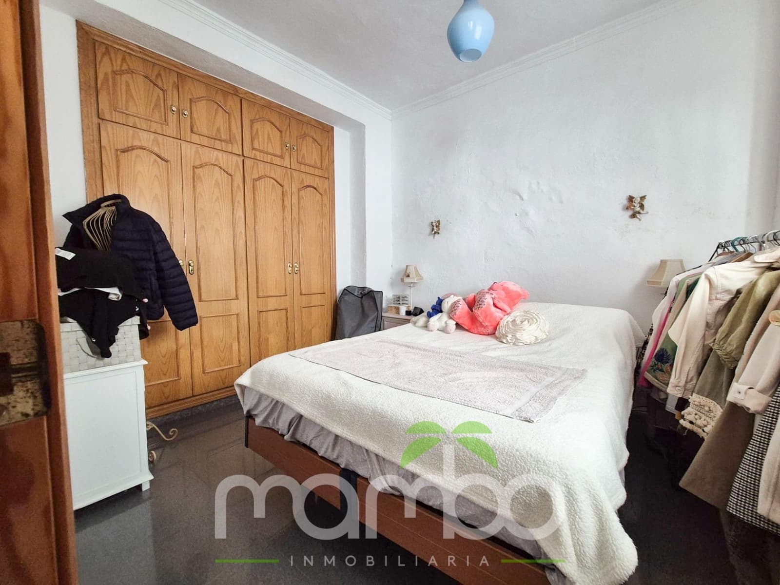 5 bedroom Villa for sale in Torre del Mar with garage - € 430,000 (Ref: 9484025)