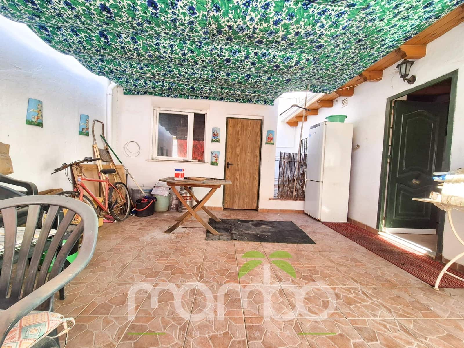 5 bedroom Villa for sale in Torre del Mar with garage - € 430,000 (Ref: 9484025)