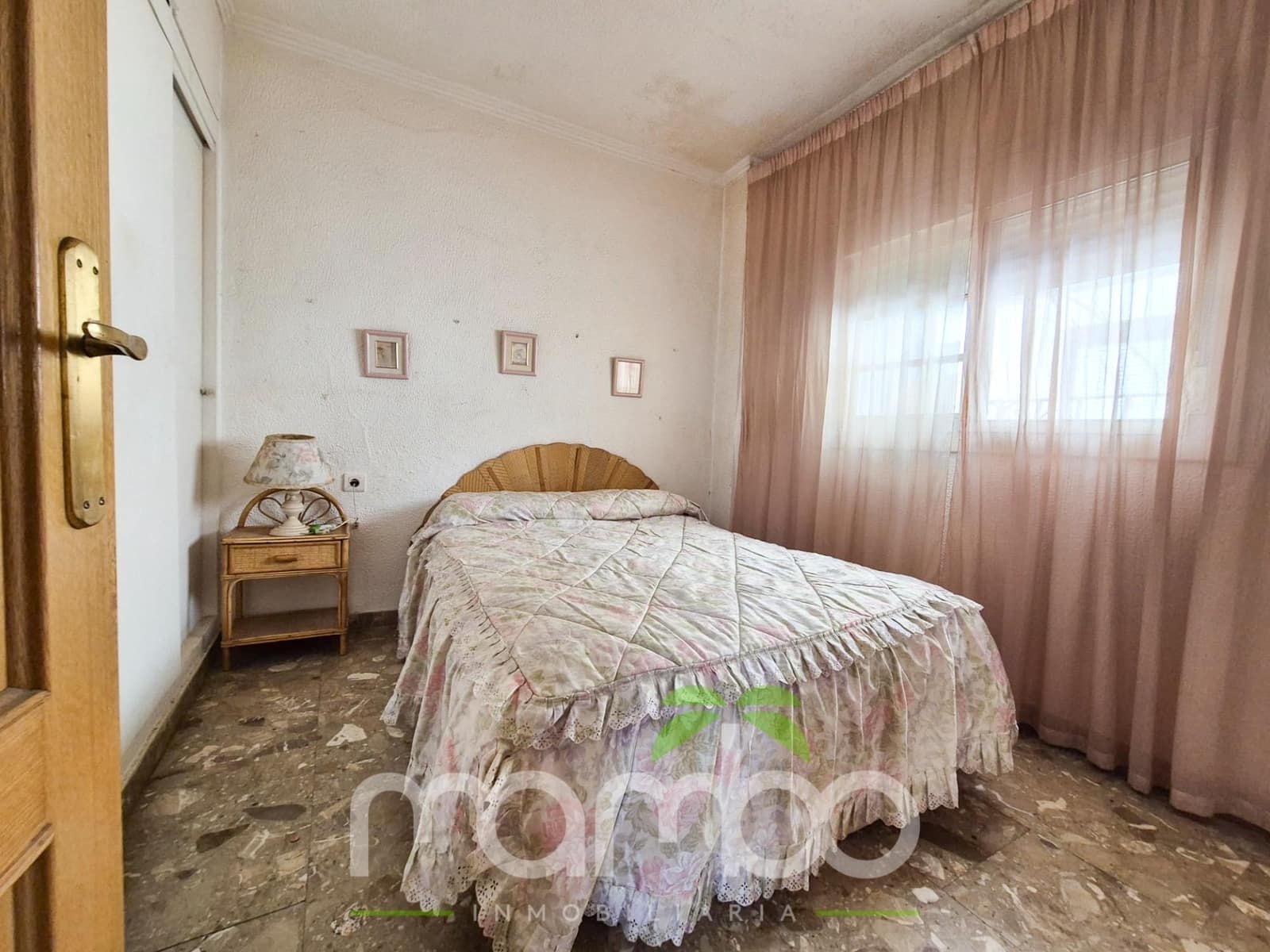 5 bedroom Villa for sale in Torre del Mar with garage - € 430,000 (Ref: 9484025)