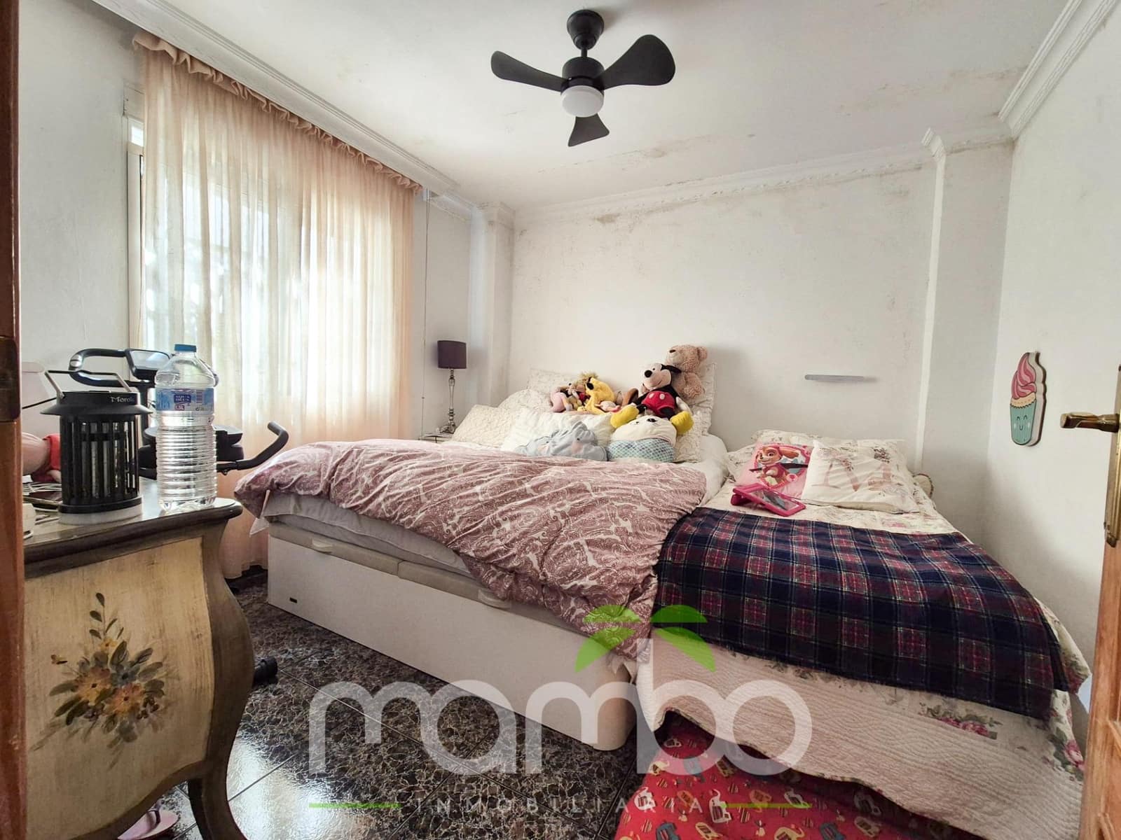 5 bedroom Villa for sale in Torre del Mar with garage - € 430,000 (Ref: 9484025)