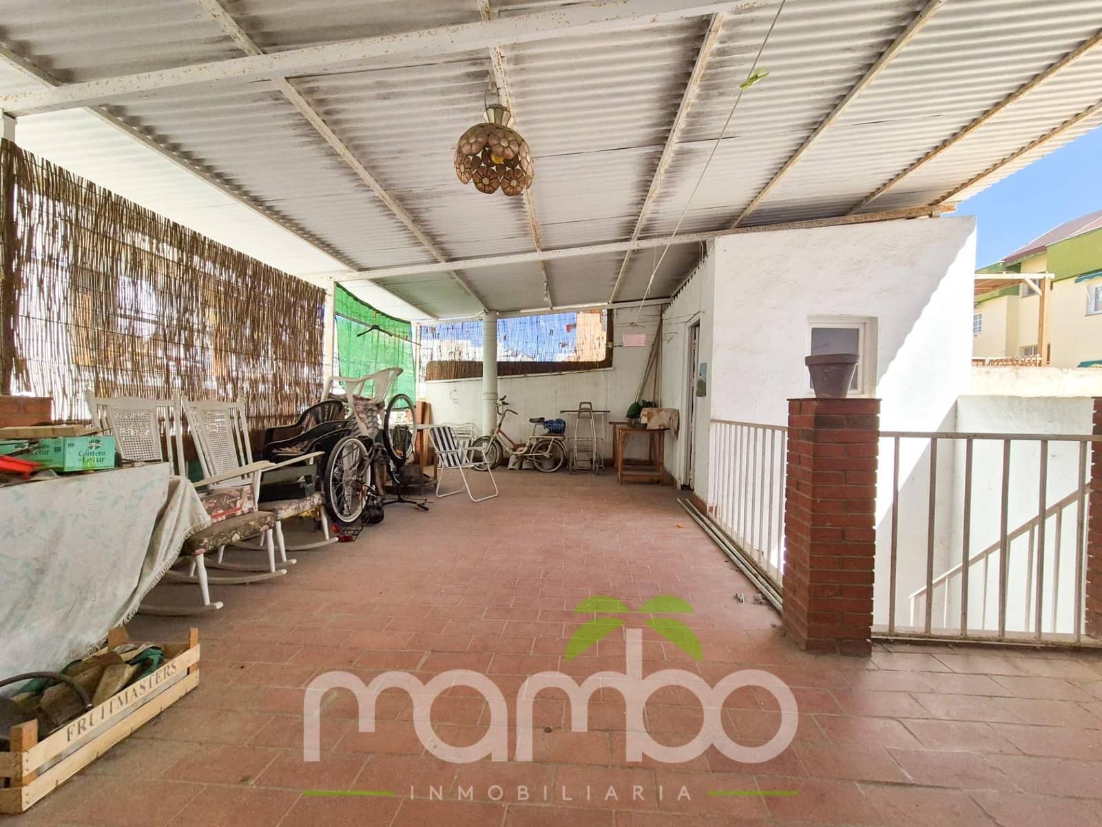 5 bedroom Villa for sale in Torre del Mar with garage - € 430,000 (Ref: 9484025)