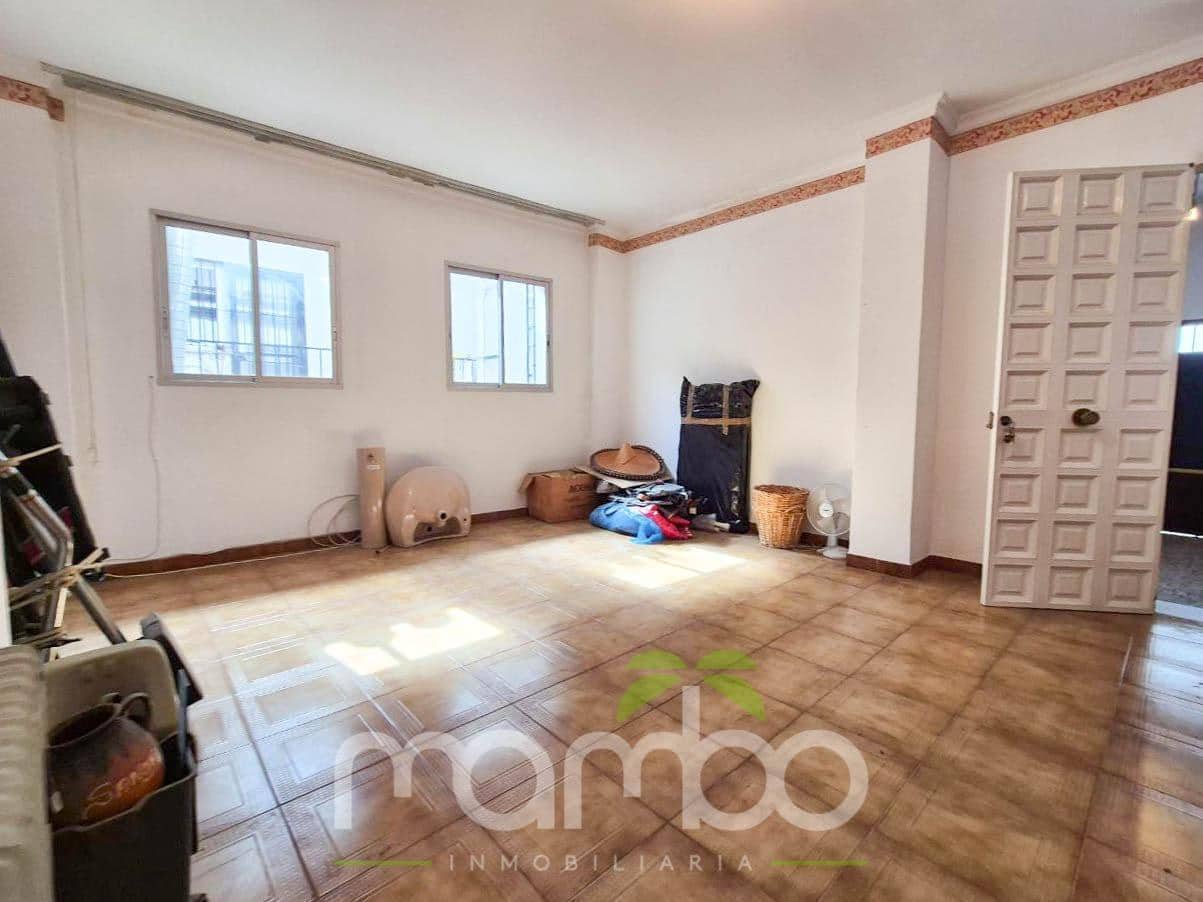 Pareado de 3 habitaciones en Vélez-Málaga en venta con garaje - 330.000 € (Ref: 9484027)
