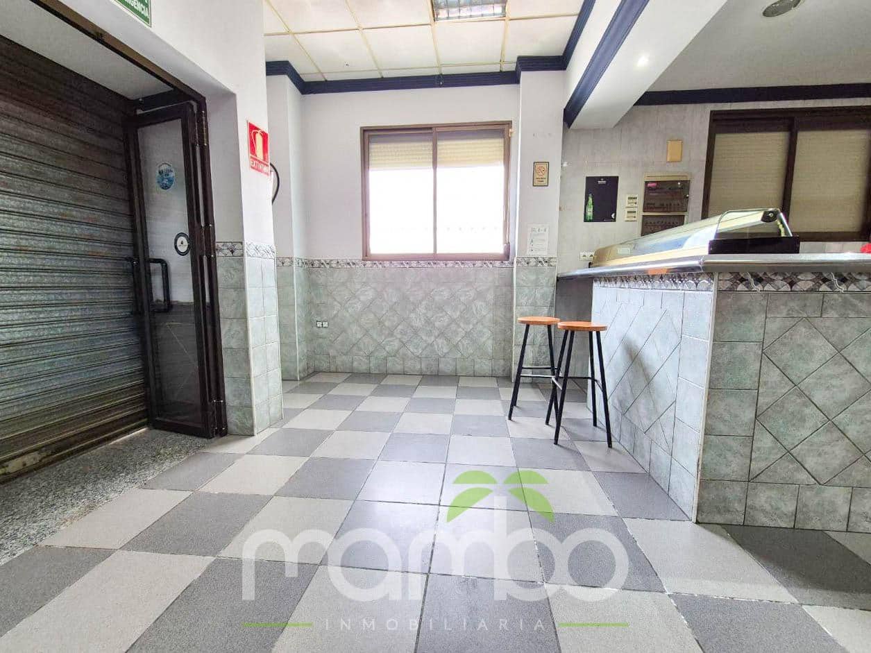 Pareado de 3 habitaciones en Vélez-Málaga en venta con garaje - 330.000 € (Ref: 9484027)