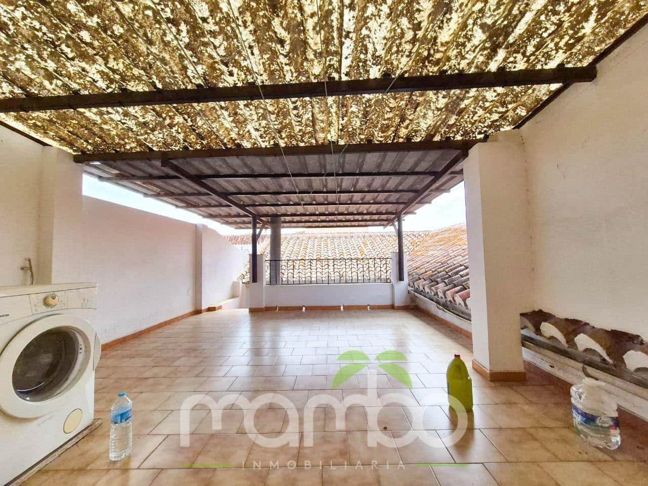 Pareado de 3 habitaciones en Vélez-Málaga en venta con garaje - 330.000 € (Ref: 9484027)