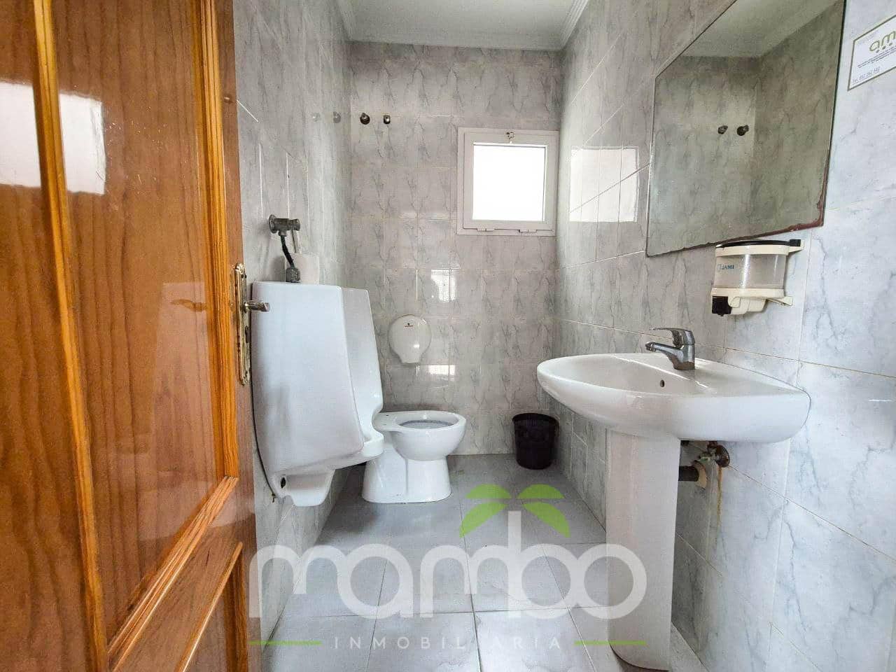 Pareado de 3 habitaciones en Vélez-Málaga en venta con garaje - 330.000 € (Ref: 9484027)