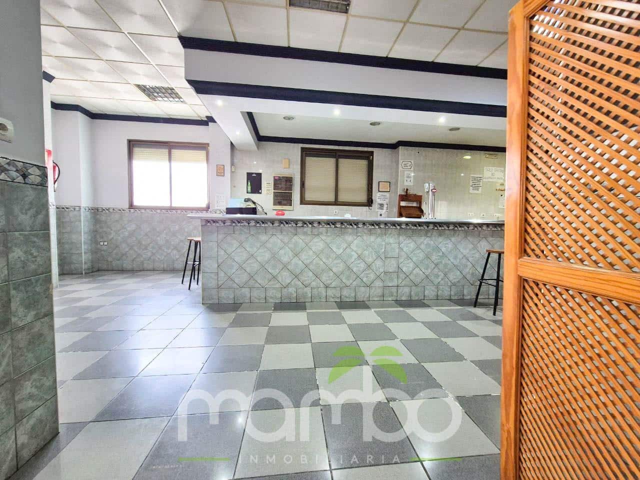 Pareado de 3 habitaciones en Vélez-Málaga en venta con garaje - 330.000 € (Ref: 9484027)