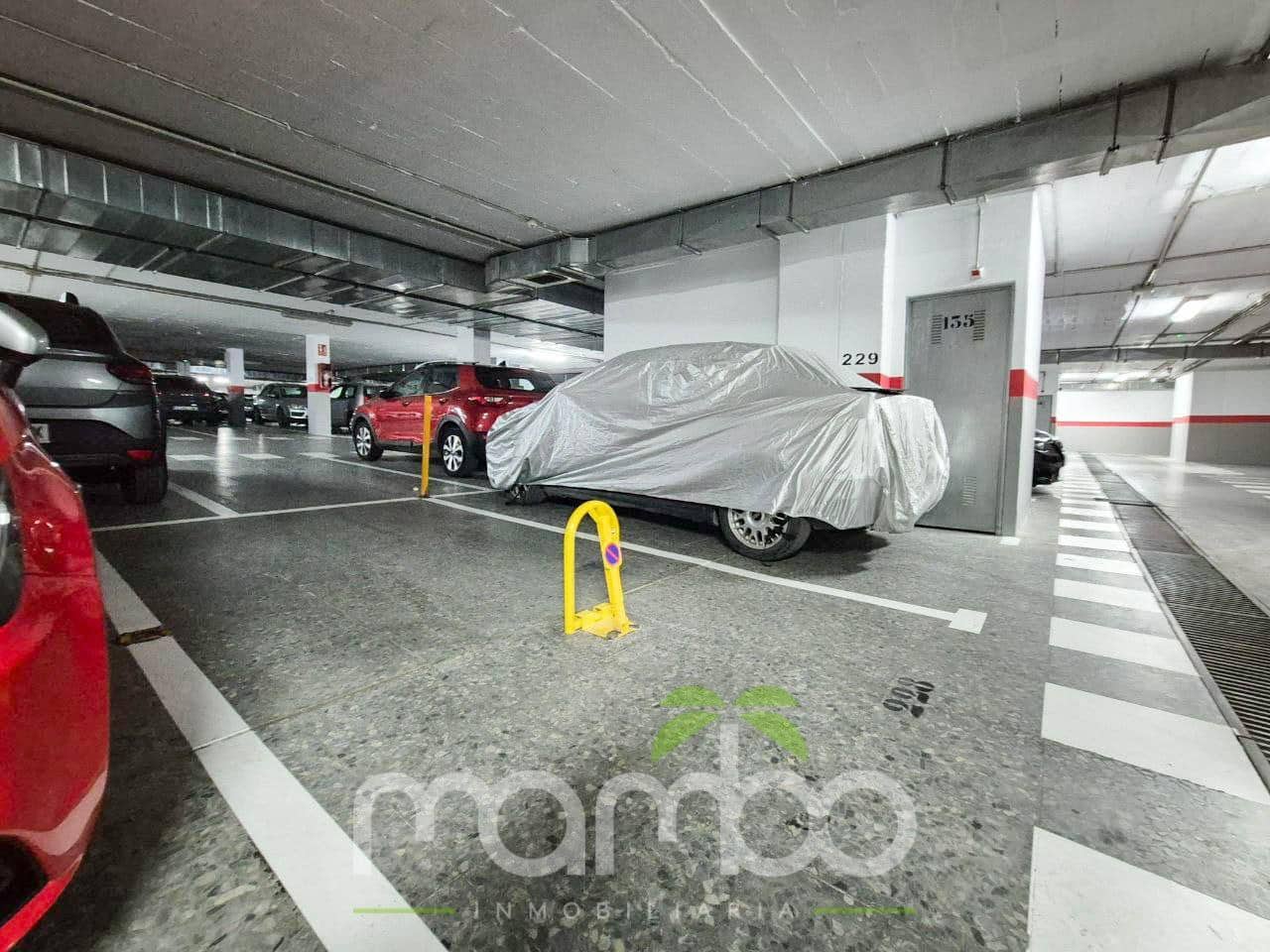 Garage for sale in Velez-Malaga - € 16,000 (Ref: 9484029)