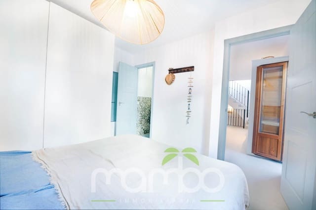 2 soveværelse Rækkehus til salg i Caleta de Vélez, Vélez-Málaga - € 349.995 (Ref: 9484030)