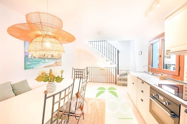 2 soveværelse Rækkehus til salg i Caleta de Vélez, Vélez-Málaga - € 349.995 (Ref: 9484030)