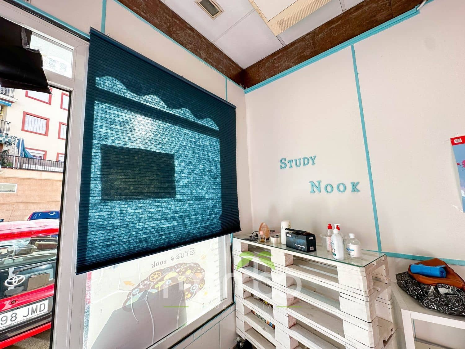 Kommersiell til salgs i Caleta de Velez - € 300 000 (Ref: 9484031)