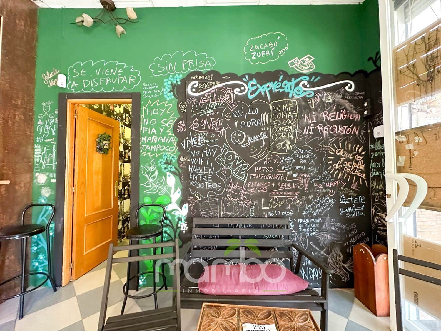 Kommersiell til salgs i Caleta de Velez - € 300 000 (Ref: 9484031)